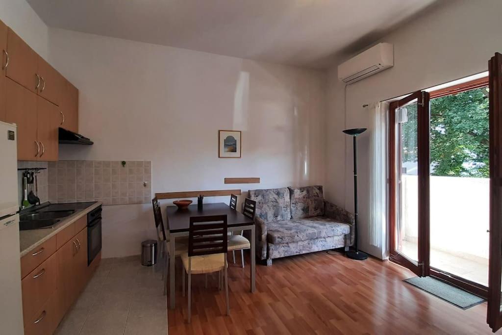Quiet & Lovely Apartment-Ičići Eksteriør billede